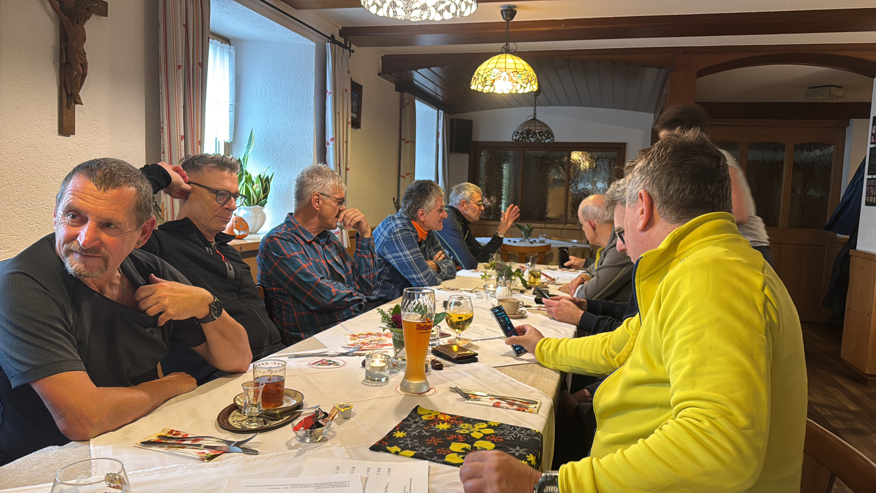 E7B7F57B D573 4D21 B383 5EAD029906B8