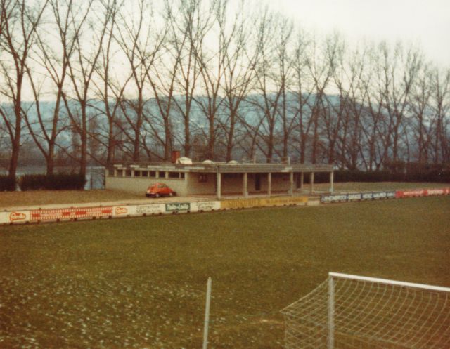 VfB-Vereinsheim-Ansicht im Herbst 1983
