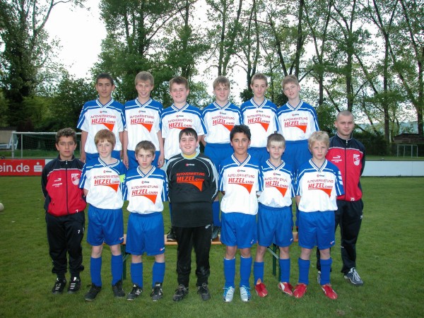 VfB Waldshut - D1-Junioren - 2003/04
Trainer Albano Lettieri. Bild aufgenommen am 08.06.2004.
