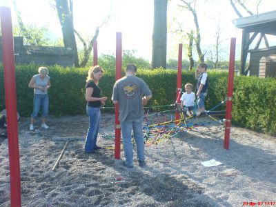 2007-spielplatz08.jpg