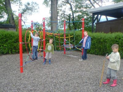 2007-spielplatz10.jpg