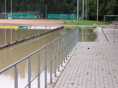 Wie gemacht für Hochwasser
Das Geländer am richtigen Ort.
