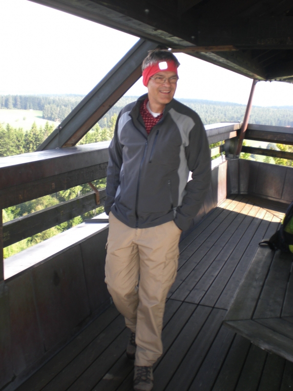 Auf dem Gugelturm
Am Sonntag morgen: Stefan auf dem Gugelturm bei Herrischried.
