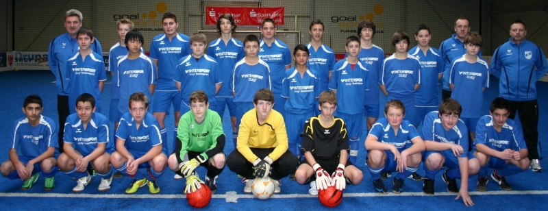 VfB Waldshut - C-Junioren - Saison 2011/12
Hintere Reihe stehend von links: Trainer Uli Schlegel, Yannik Zuber, Valon Krasniqi, Leonard Stapf, Ömer Kozan, Aderim Haziraj, Valentin Ecker, Georgios Gliaias, Trainer Matthias Elbing, Trainer Jochen Zuber. Vordere Reihe: Damian Granacher, Hai-Duc Nguyen, Patrick Fischer, Celilhan Karacan, Mazlum Celik, Cristian Damiano, Matteo Mäder, Thomas Gerter. Kniend: Ferhat Karadere, Fabian Schupp, Daniel Kasav, Lennart Nickel, Andrej Gerbershagen, Tobias Elbing, Johannes Garni, Sean Reichl, Ediz Schlegel. Es fehlen: Gaspare Calandrino, Francesco Caruso, Fabian Eppler, Fabian Eschbach, Max Hartwig, Tolga Kadas.
