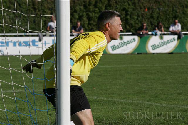 7897331_m0w700h500e0v54700_130922_vfb_waldshut_26.jpg