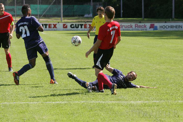 8961035_m3w700h500v23974_140809_vfb_waldshut_06.jpg