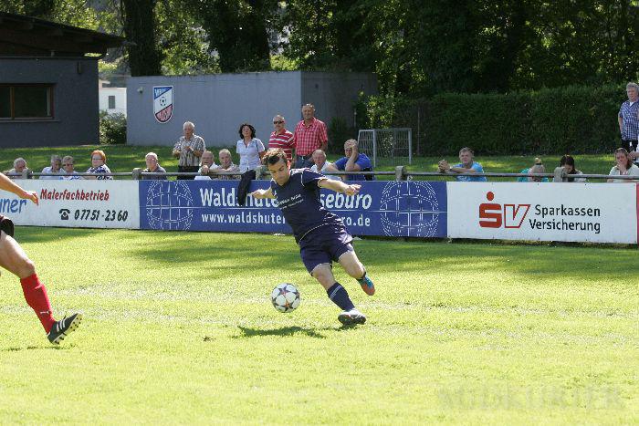 8961037_m3w700h500v58578_140809_vfb_waldshut_04.jpg