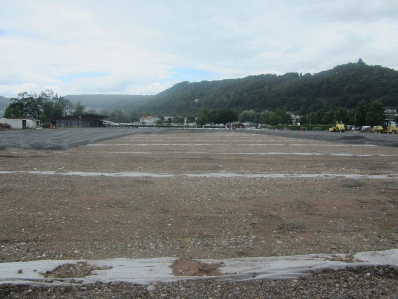 Aussicht stehend vor dem Zaun Tennisplatz in Richtung Norden (Campingplatz)
