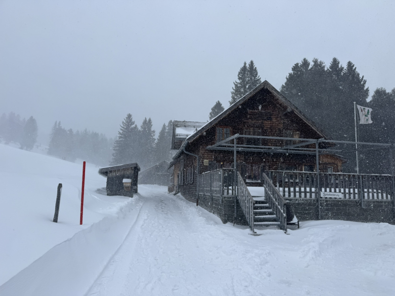 Unser Ziel: Bergasthaus Gamperfin, hoch über Wildhaus.
