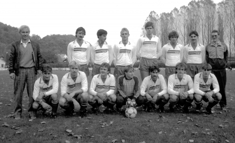 Stehend von links: Trainer Udo Gabele, Joachim Stoll, Dietmar Knab, Axel Knobloch, Martin Ruppelt, Karl Martini, Michael Rotzinger, Betreuer Werner Tröndle. Vorne: Roland Buchholz, Roland Heidt, Michael Hamburger, Frank Förster, Hans-Peter Meier, Uwe Bartram, Thomas Jehle.
